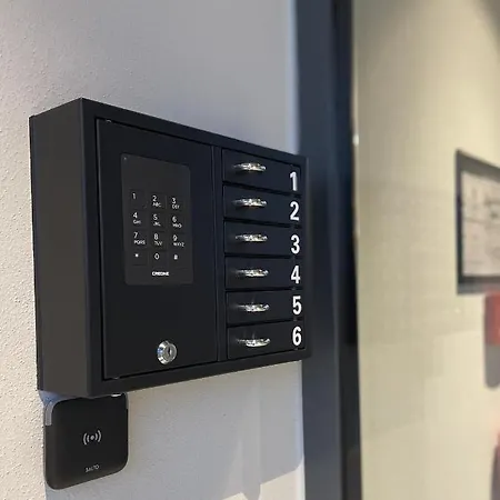 ホテル Adebar Stadthotel ディンゴルフィング