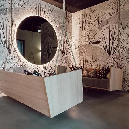 ホテル Adebar Stadthotel ディンゴルフィング