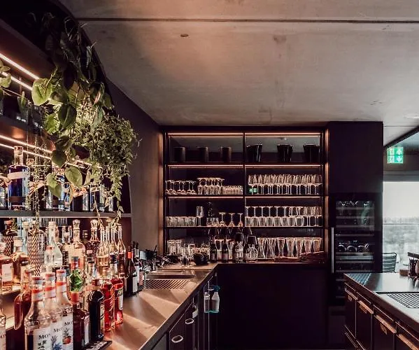 Adebar Stadthotel Szálloda 4*