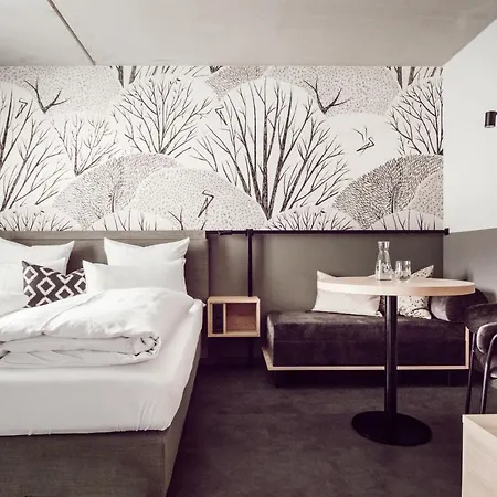 Hotell Adebar Stadthotel 4*