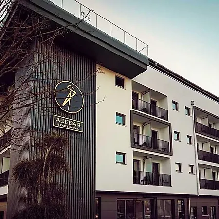 Adebar Stadthotel 4* דינגולפינג