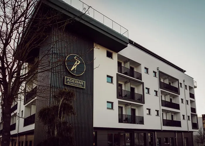 Adebar Stadthotel دينغولفينغ